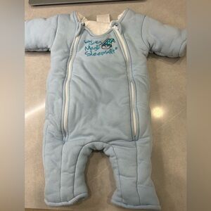 Merlin’s Magic sleep suit size small